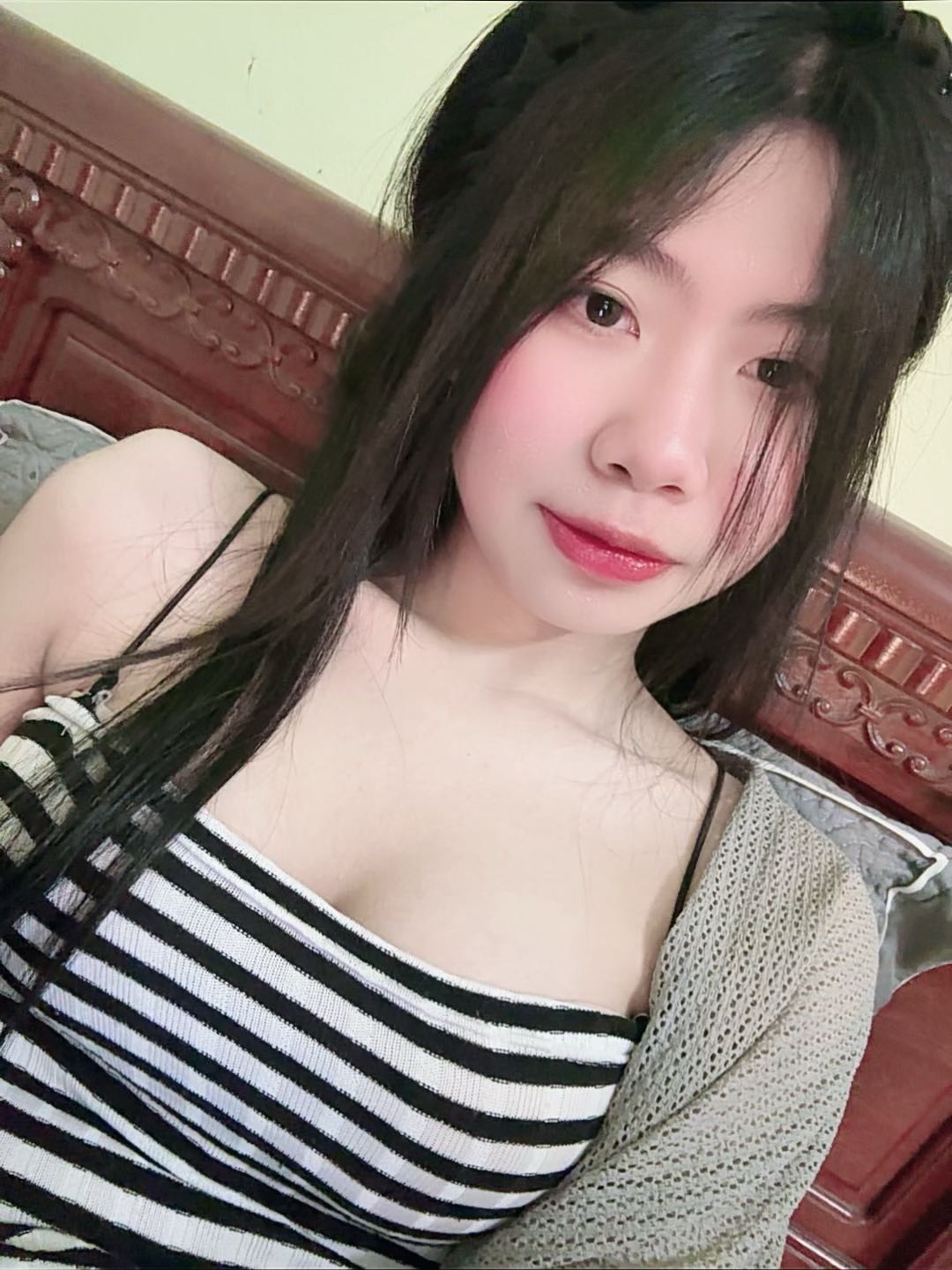Hana from Vietnam — live on LuckyCrushCam